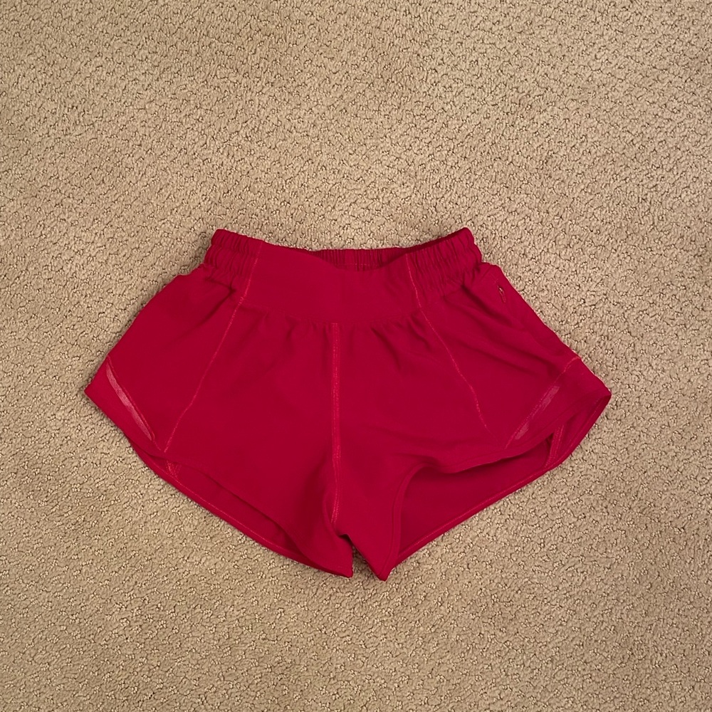 red lululemon hotty hot shorts